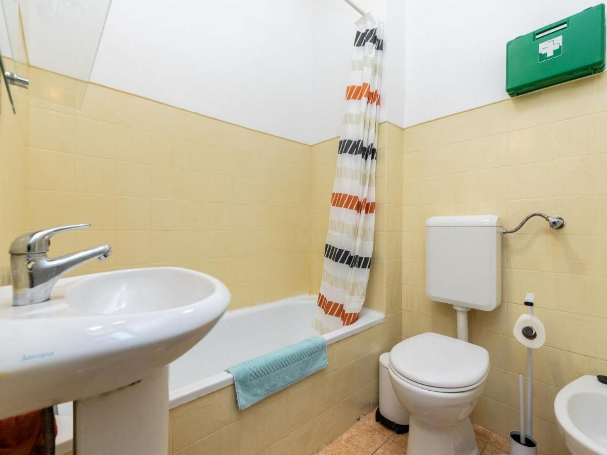 Akisol Faro Sunny Apartment Luaran gambar